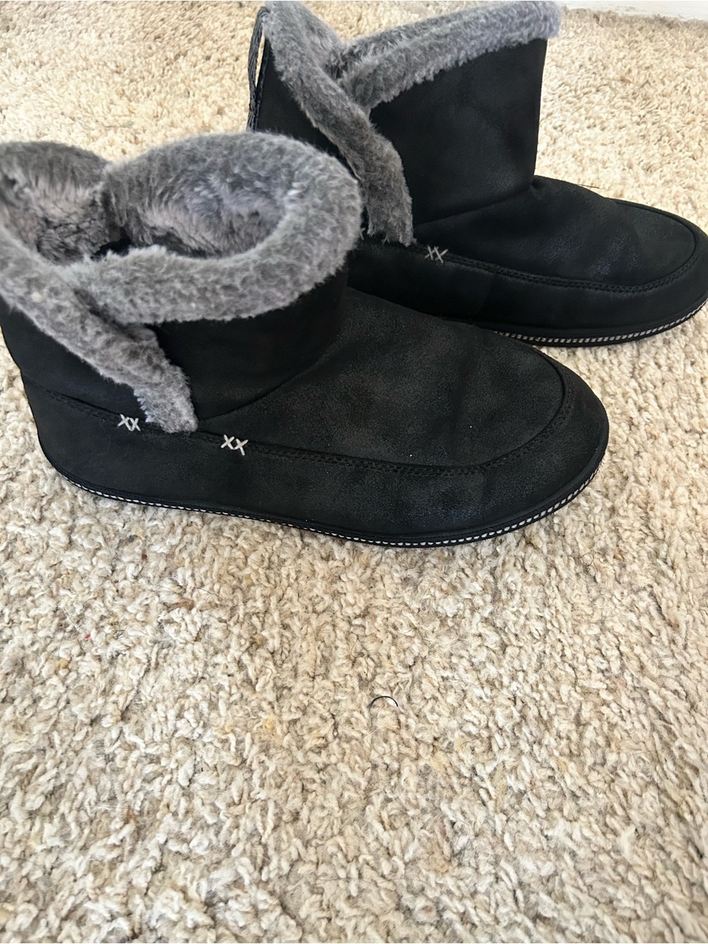 Black Faux Suede Cozy Fleece Lined Booties size 8.5 Women